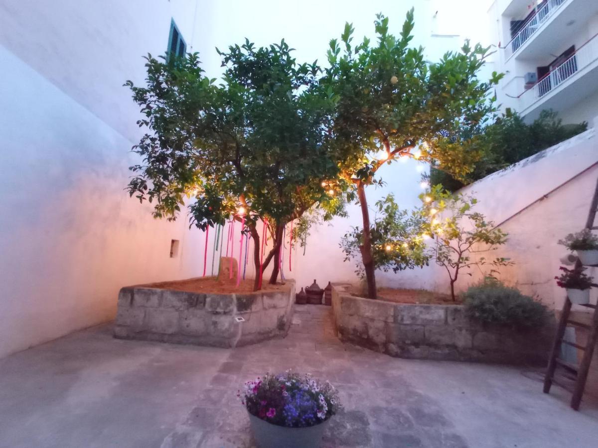 Villa Dimora Antica Via Milord Monopoli Exterior foto